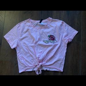 Short sleeve crop top